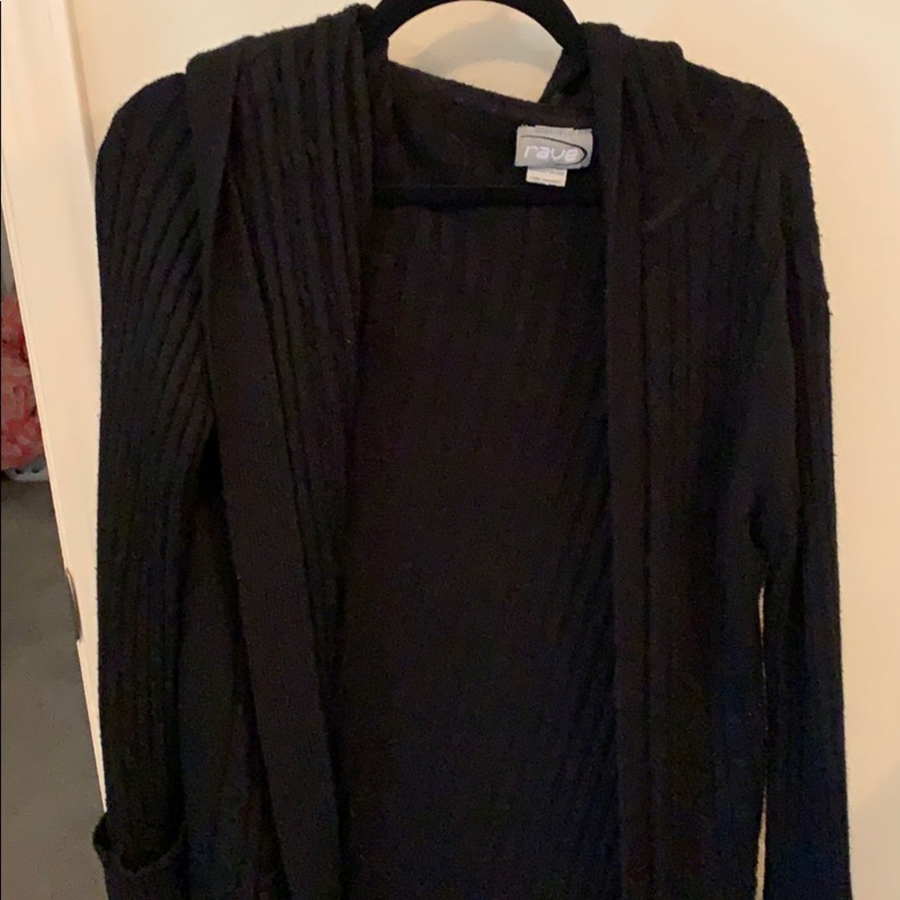 Black cable hooded duster